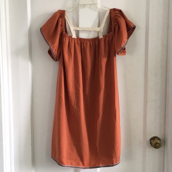 Hot & Delicious - Boho Chic Dress & forever 21 Hat - Picture 2 of 8